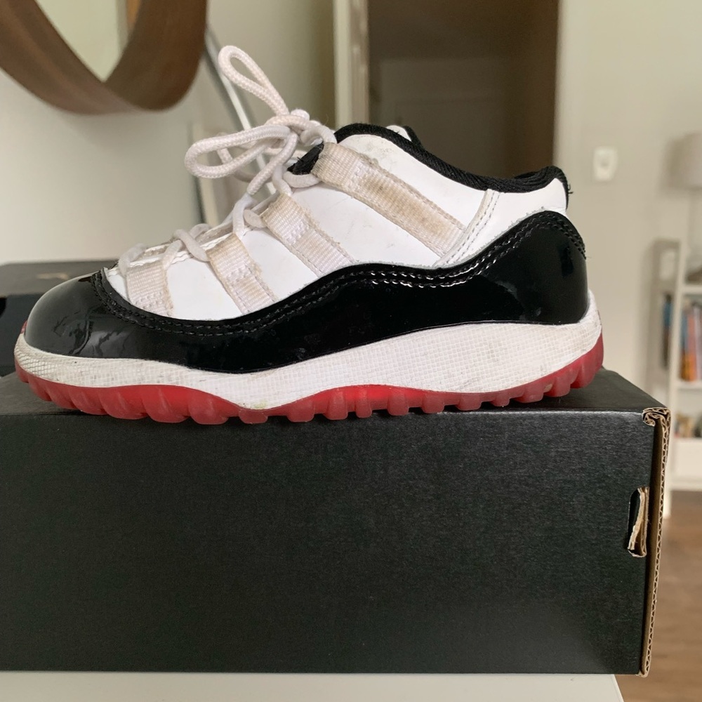 Toddler Nike Jordan retro 11 low.